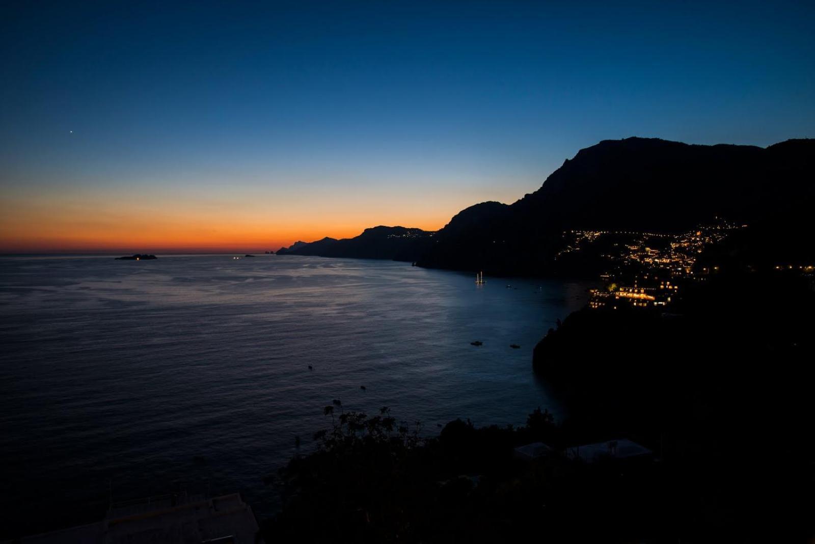 Villa Santa Chiara Positano Suites Exteriör bild