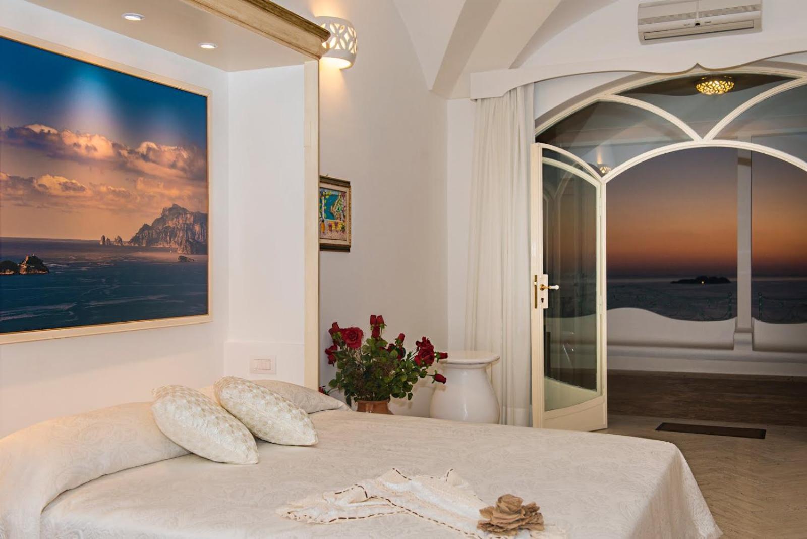 Villa Santa Chiara Positano Suites Exteriör bild