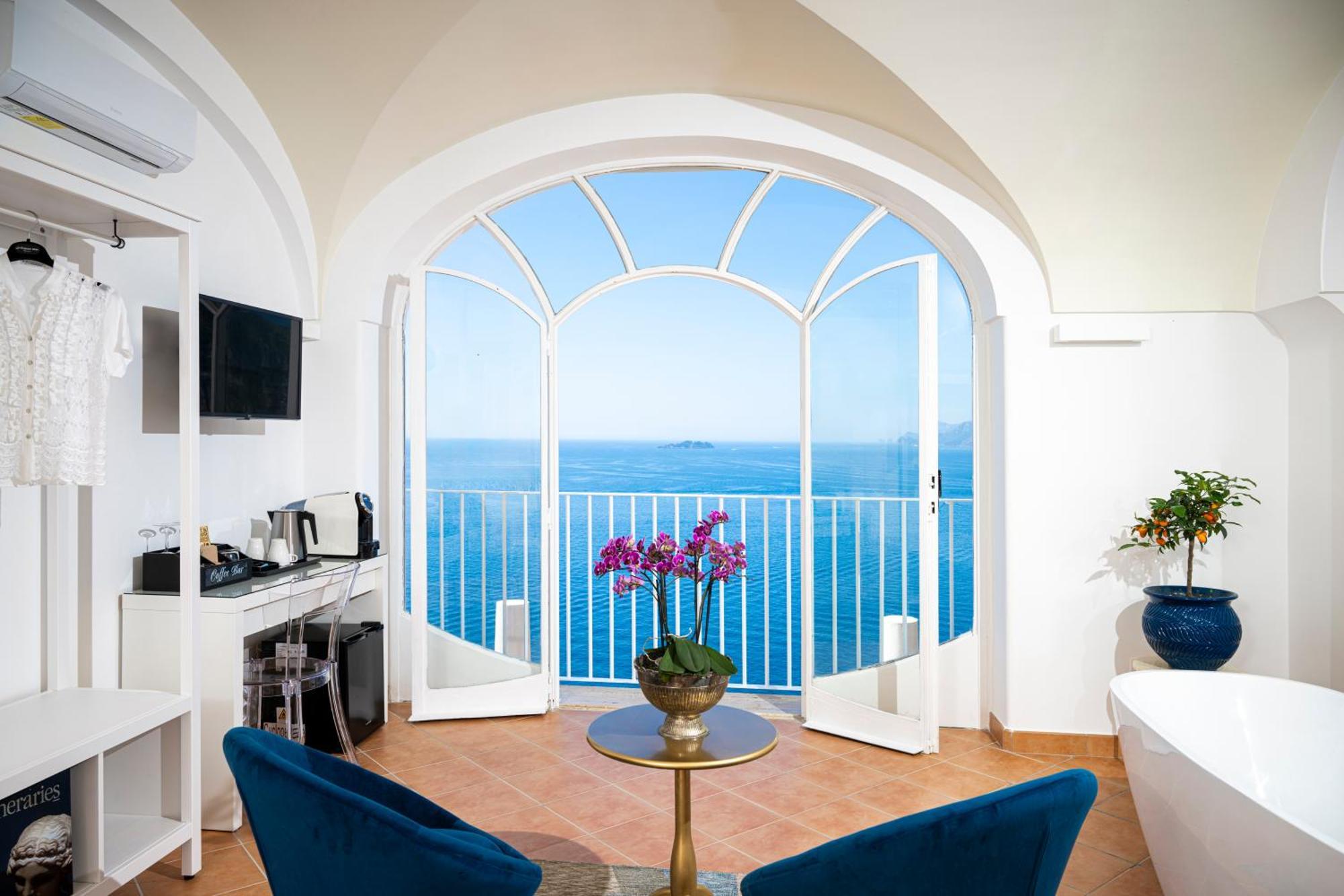 Villa Santa Chiara Positano Suites Exteriör bild